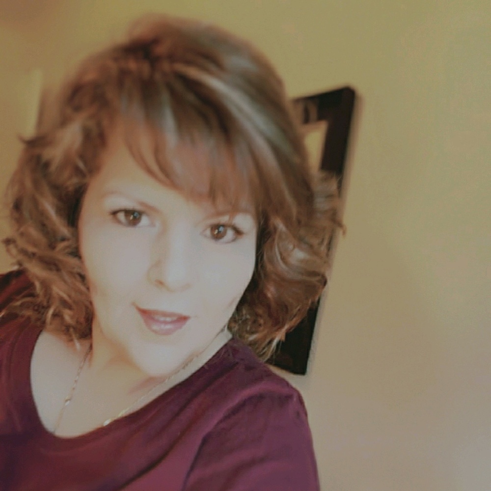 Meet your Posher, Myriam